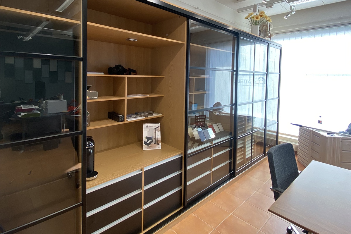 Mirrorline liukuovet ja kaapistot mittatilauksena